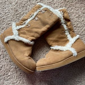 Guess suede boots